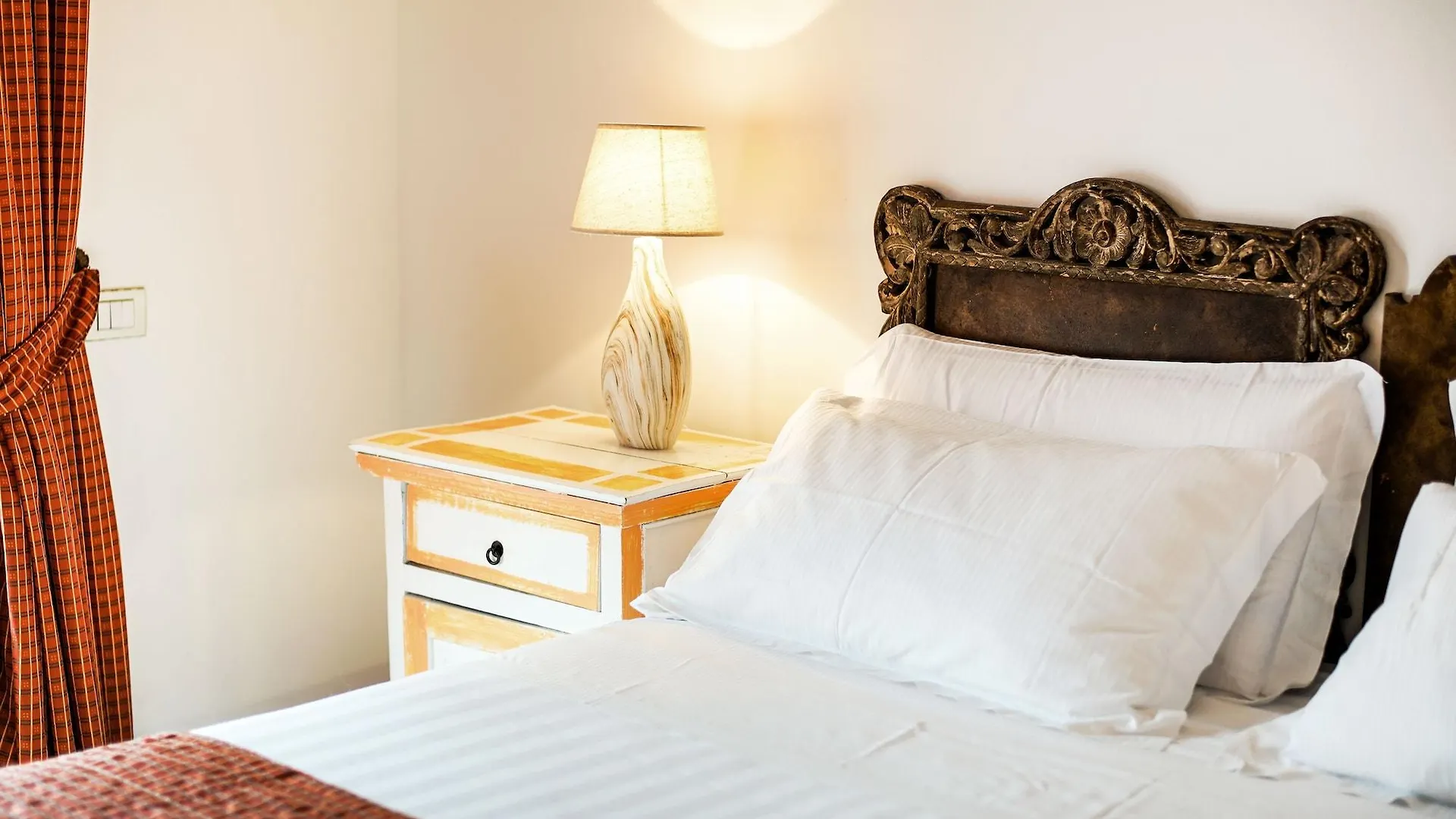 Hotel Cala Caterina Вилласимиус