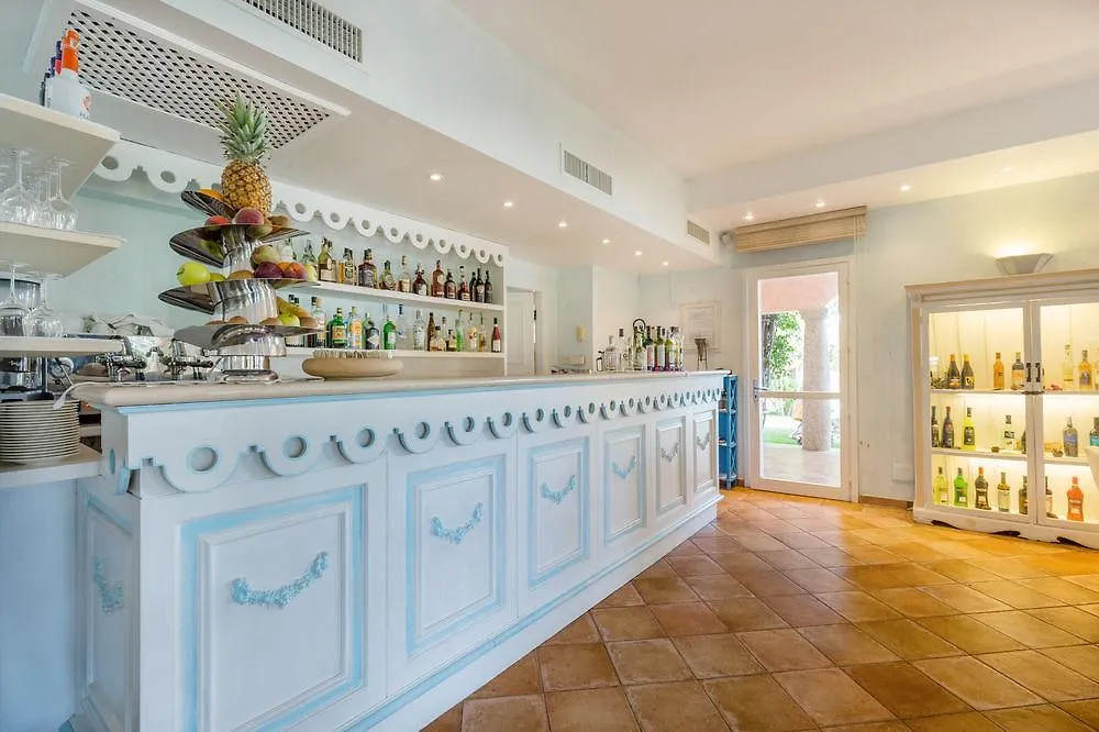 Hotel Cala Caterina Вилласимиус