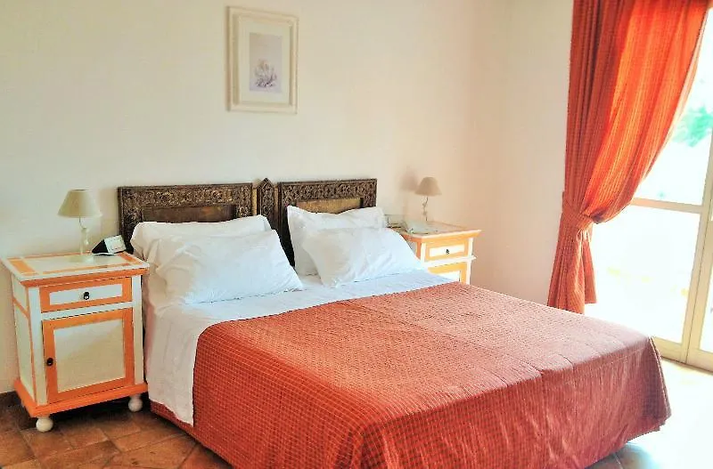Hotel Cala Caterina Villasimius 4*,